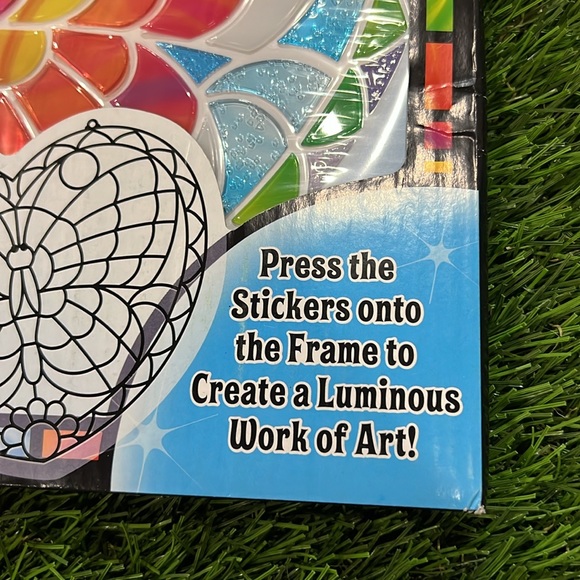 Melissa & Doug Stained Glass made easy Butterfly - Picture 2 of 5